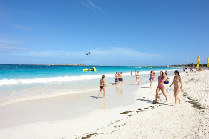 St Martin situé dans les îles